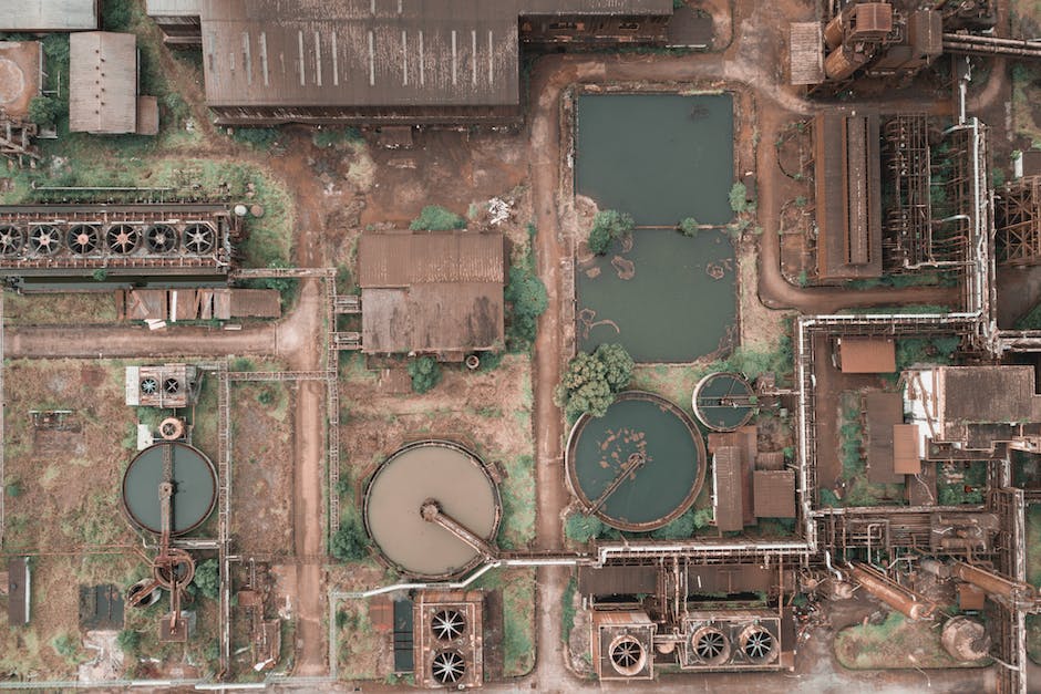 Image of a wastewater treatment facility showing various treatment processes